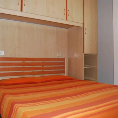 Warm Near The - Beahost Appartement